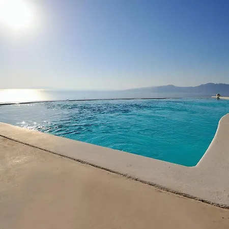 בית נופש Aquata Boutique With Pool