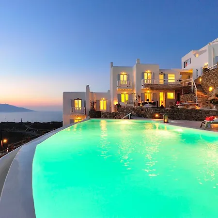 Aquata Boutique With Pool بيت للعطل